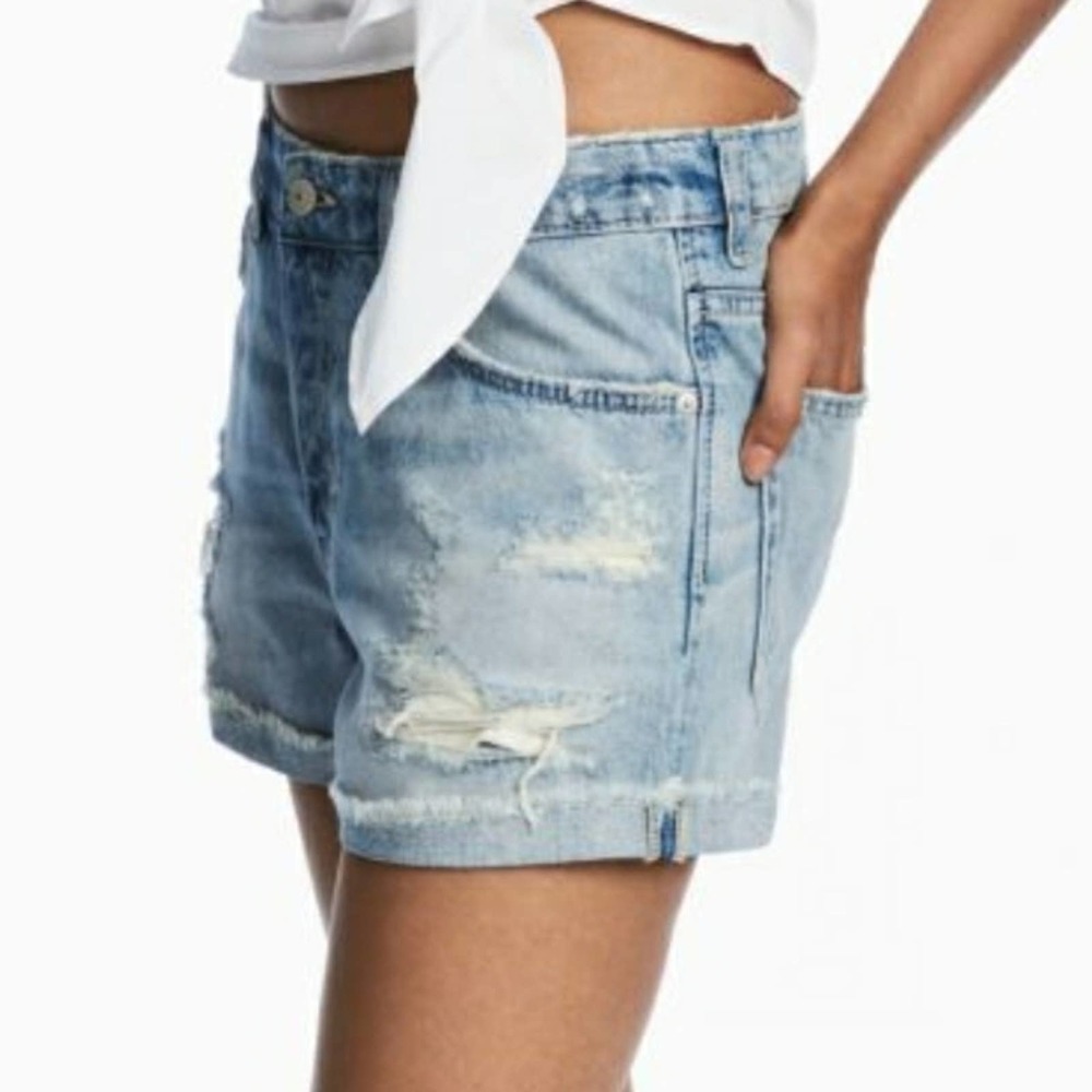 H&M Light Wash Distressed Boyfriend Shorts - NWT
